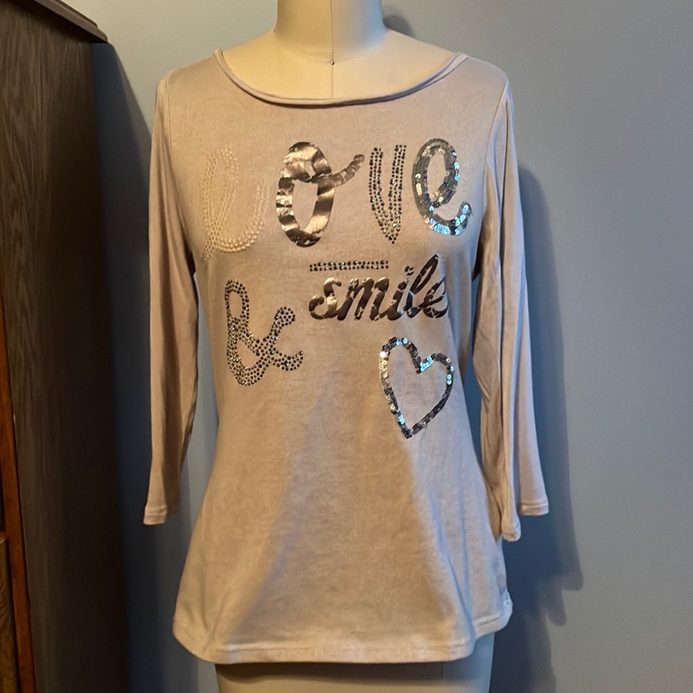 Venus “love & smile” beige tunic